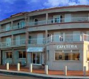 Hotel Rompeolas